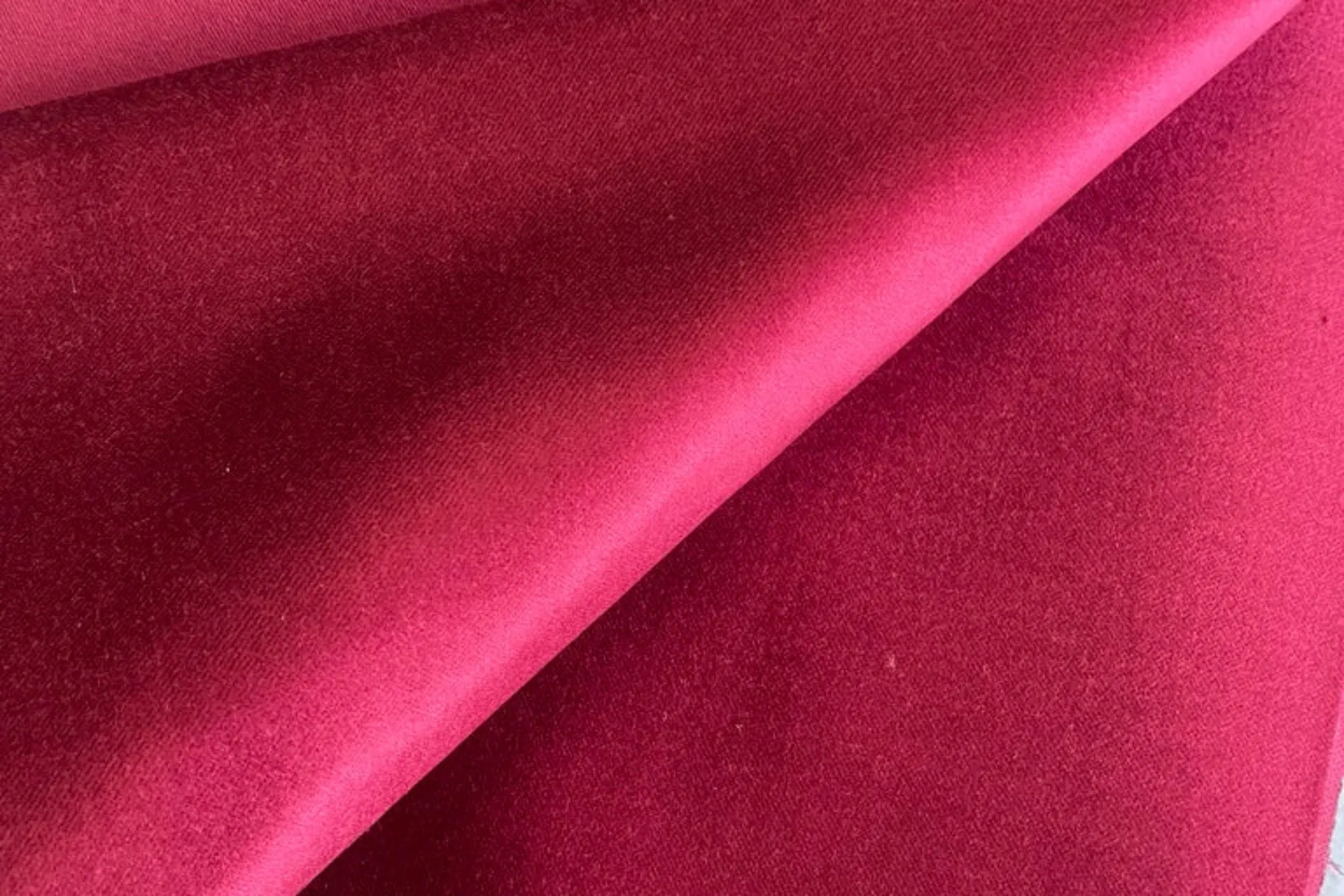 142cm wide BURGUNDY  Cotton Dressmaking Velvet / Velveteen - Light Weight - 230  gsm - 142 cms