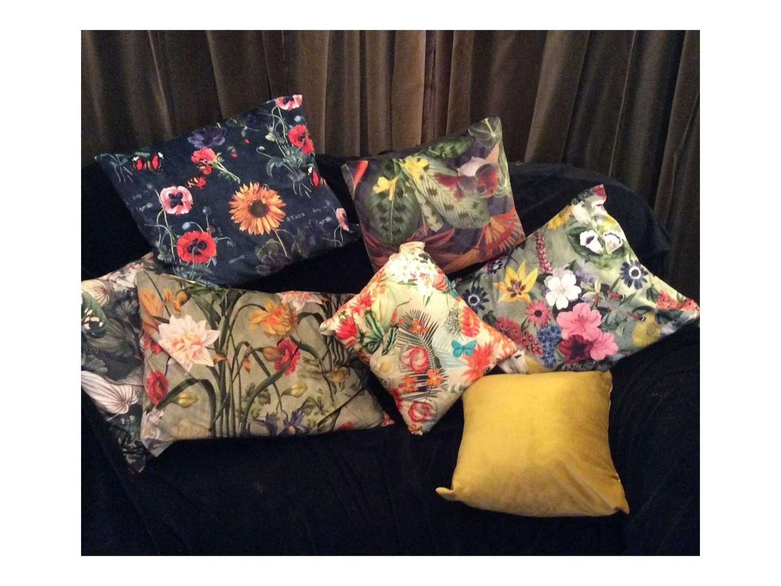 NEW SUNFLOWERS  Pattern Upholstery / Furnishing  velvet - 140  cms - 330 gsm